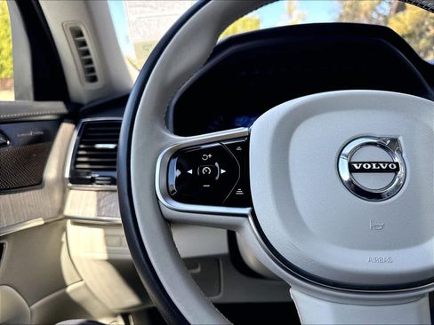 Used 2024 Volvo XC90 T8 Ultimate w/ Protection Package Premier AWD/4WD image 21