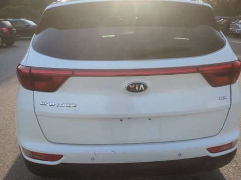 Used 2019 Kia Sportage EX w/ Option Group 040 AWD/4WD image 21