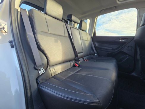 Used 2018 Subaru Forester 2.5i Touring image 15