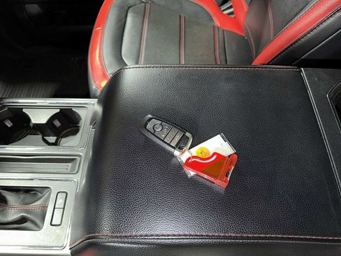 Used 2019 Ford F150 Lariat w/ Equipment Group 502A Luxury image 35