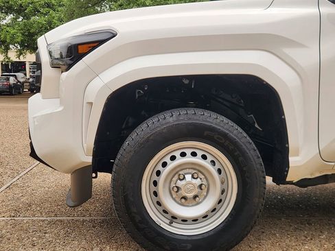 Used 2024 Toyota Tacoma SR RWD image 10