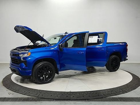 Used 2023 Chevrolet Silverado 1500 RST w/ Protection Package AWD/4WD image 11