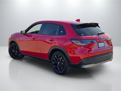 Used 2025 Honda HR-V Sport image 6