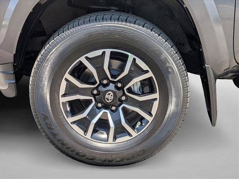 Used 2023 Toyota Tacoma TRD Sport w/ Technology Package RWD image 21