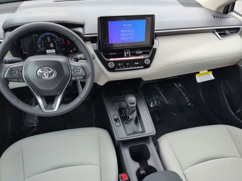 New 2026 Toyota Corolla Cross LE image 24