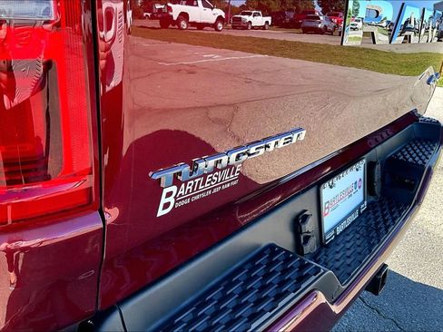 Used 2025 RAM 1500 Tungsten AWD/4WD image 11