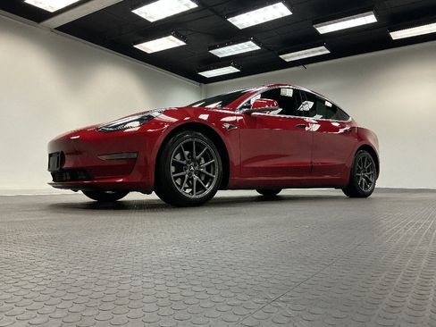 Used 2020 Tesla Model 3 Long Range AWD/4WD image 3