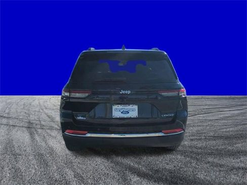 Used 2024 Jeep Grand Cherokee Limited image 5