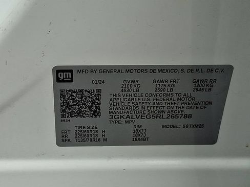 Used 2024 GMC Terrain SLT AWD/4WD image 29