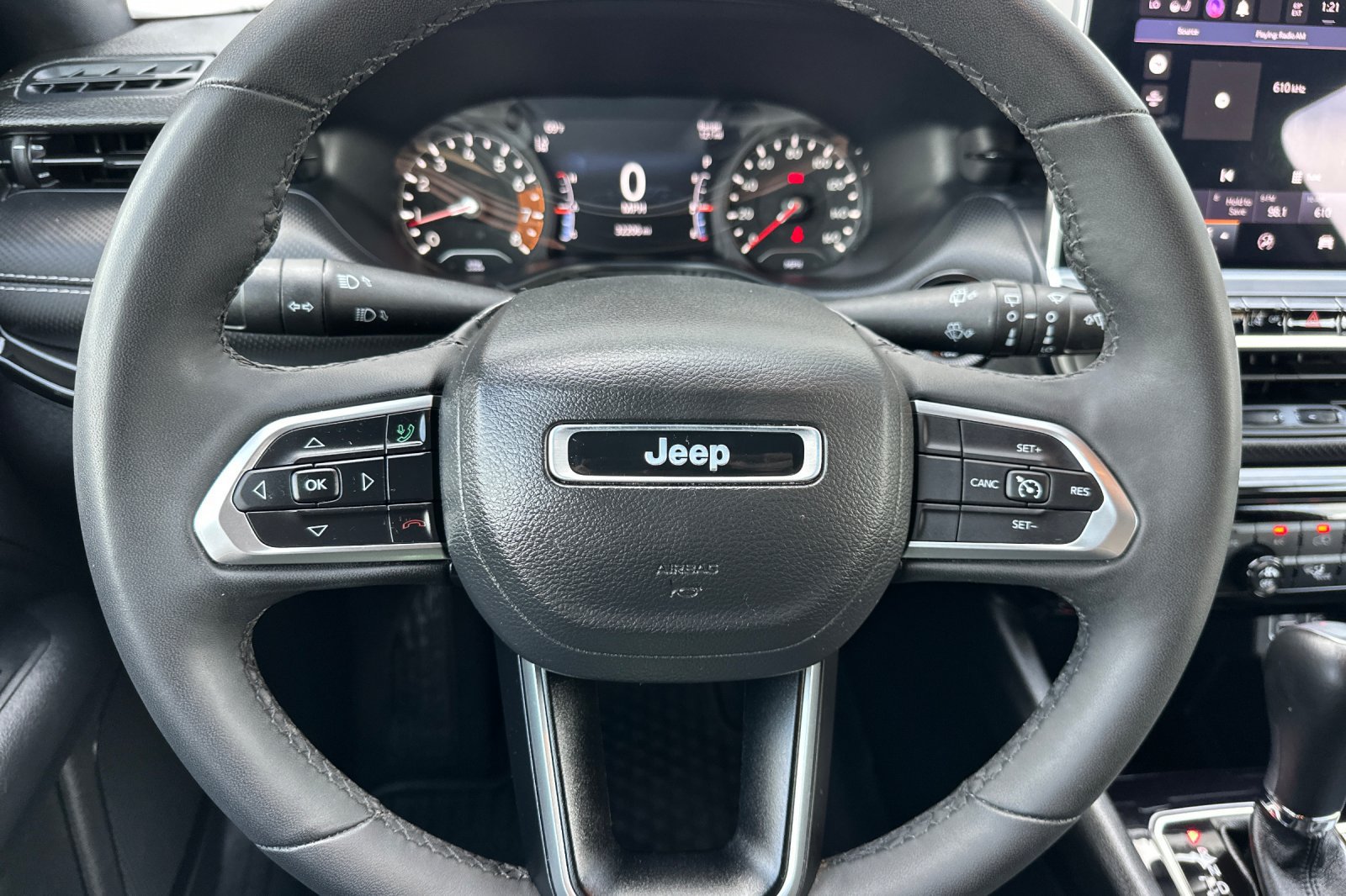 Used 2023 Jeep Compass Latitude w/ Convenience Group AWD/4WD image 25