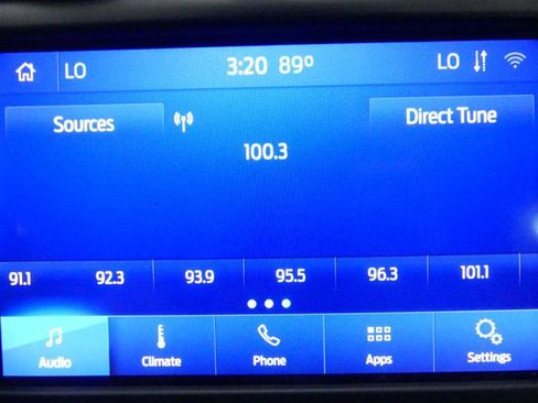 Used 2020 Ford Fusion SE FWD image 10