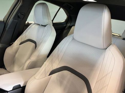 Certified 2025 Lexus UX 300h AWD w/ Accessory Package (Z1) image 17