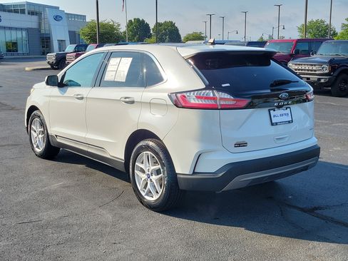 Used 2022 Ford Edge SEL w/ Convenience Package AWD/4WD image 2