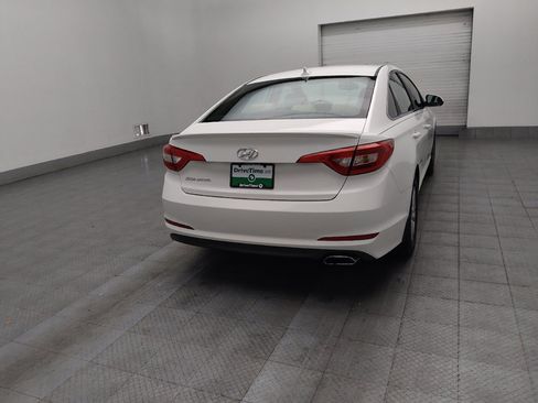 Used 2017 Hyundai Sonata SE FWD image 9