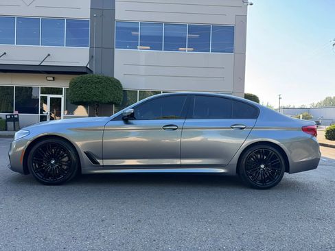 Used 2018 BMW 540i xDrive AWD/4WD image 3