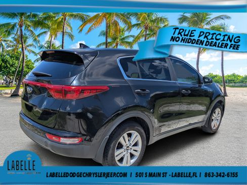 Used 2017 Kia Sportage LX FWD image 3