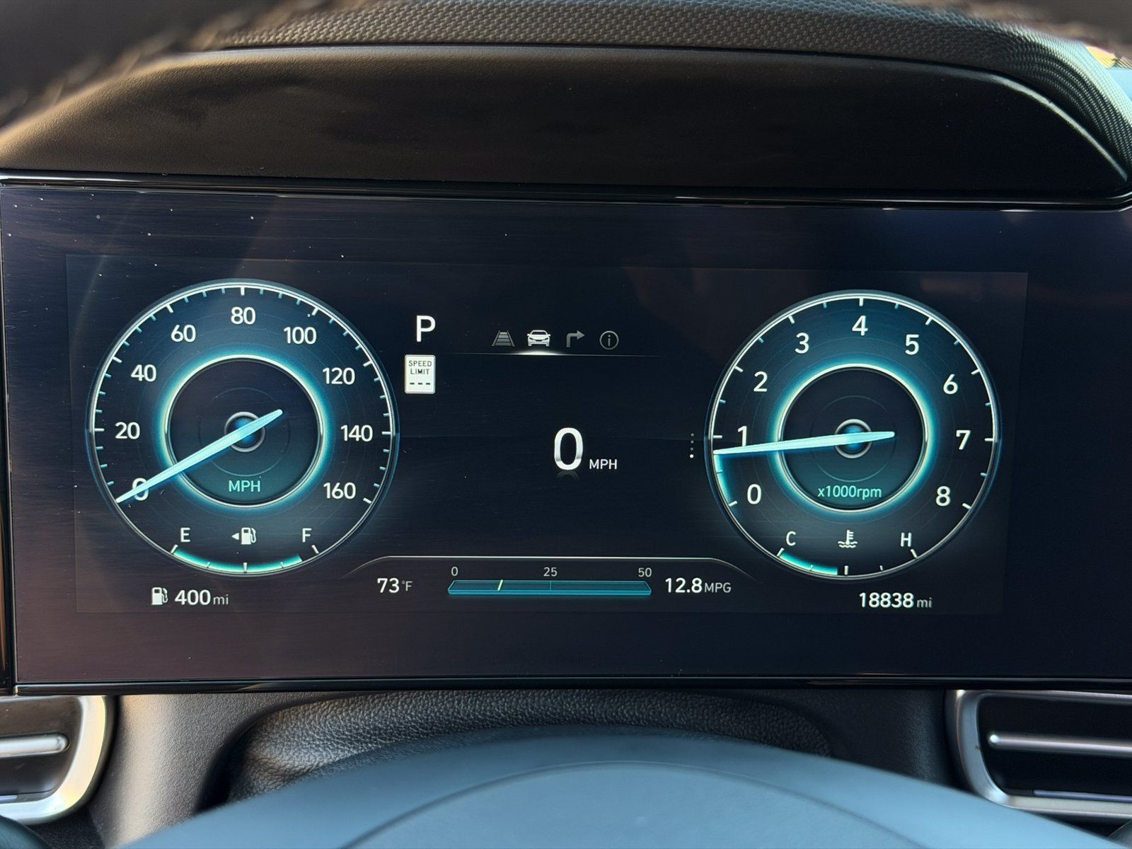 Used 2025 Hyundai Elantra SEL FWD image 23