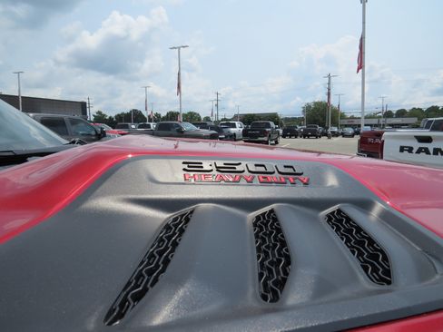 New 2026 RAM 3500 Big Horn AWD/4WD image 10