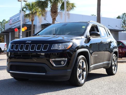 Used 2020 Jeep Compass Limited image 1