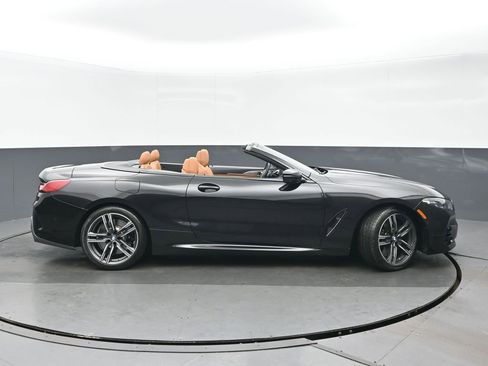 Used 2023 BMW 840i xDrive Convertible image 2
