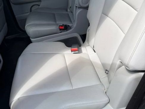 Used 2019 Honda Pilot Touring image 8