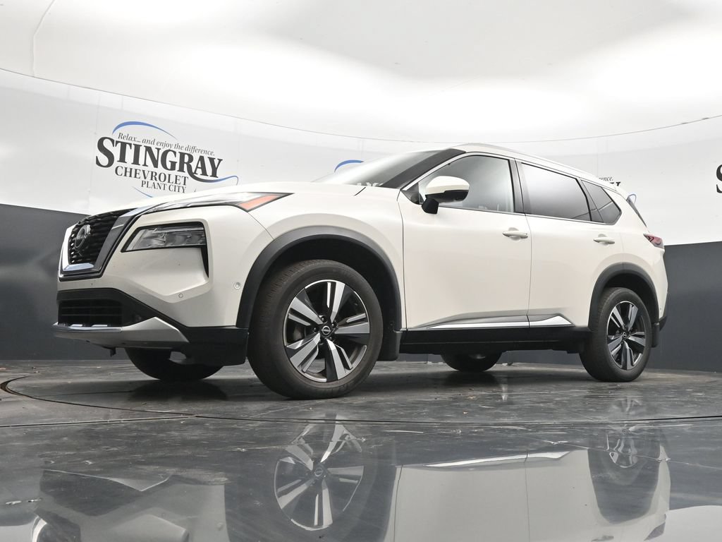 Used 2022 Nissan Rogue Platinum w/ Head-Up Display Package AWD/4WD image 28