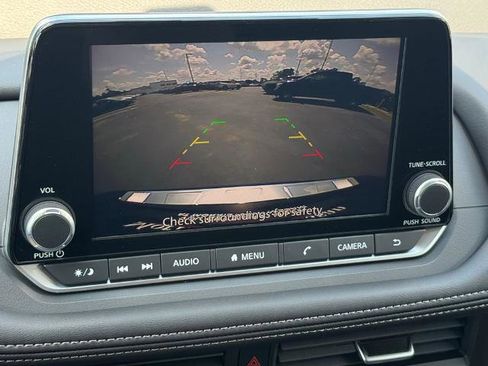 Certified 2026 Nissan Rogue SV image 11