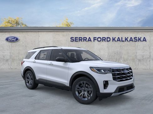 New 2026 Ford Explorer Active w/ Active Comfort Package AWD/4WD image 7