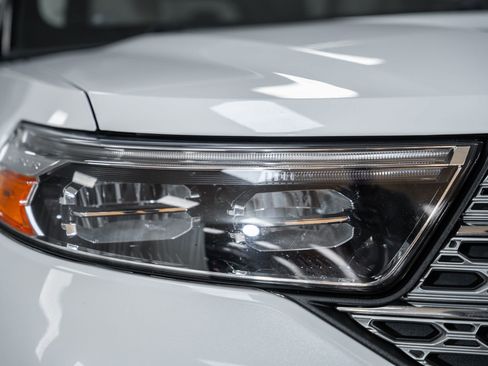 Certified 2020 Ford Explorer Limited image 9