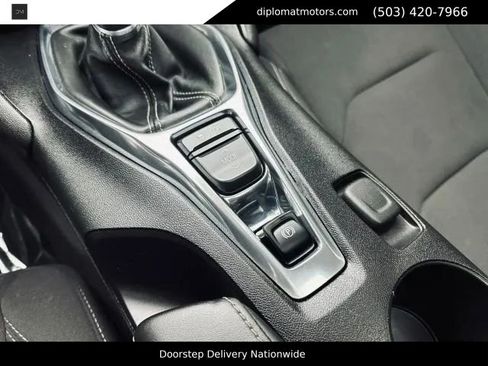 Used 2018 Chevrolet Camaro SS RWD image 36