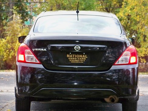 Used 2019 Nissan Versa S image 12