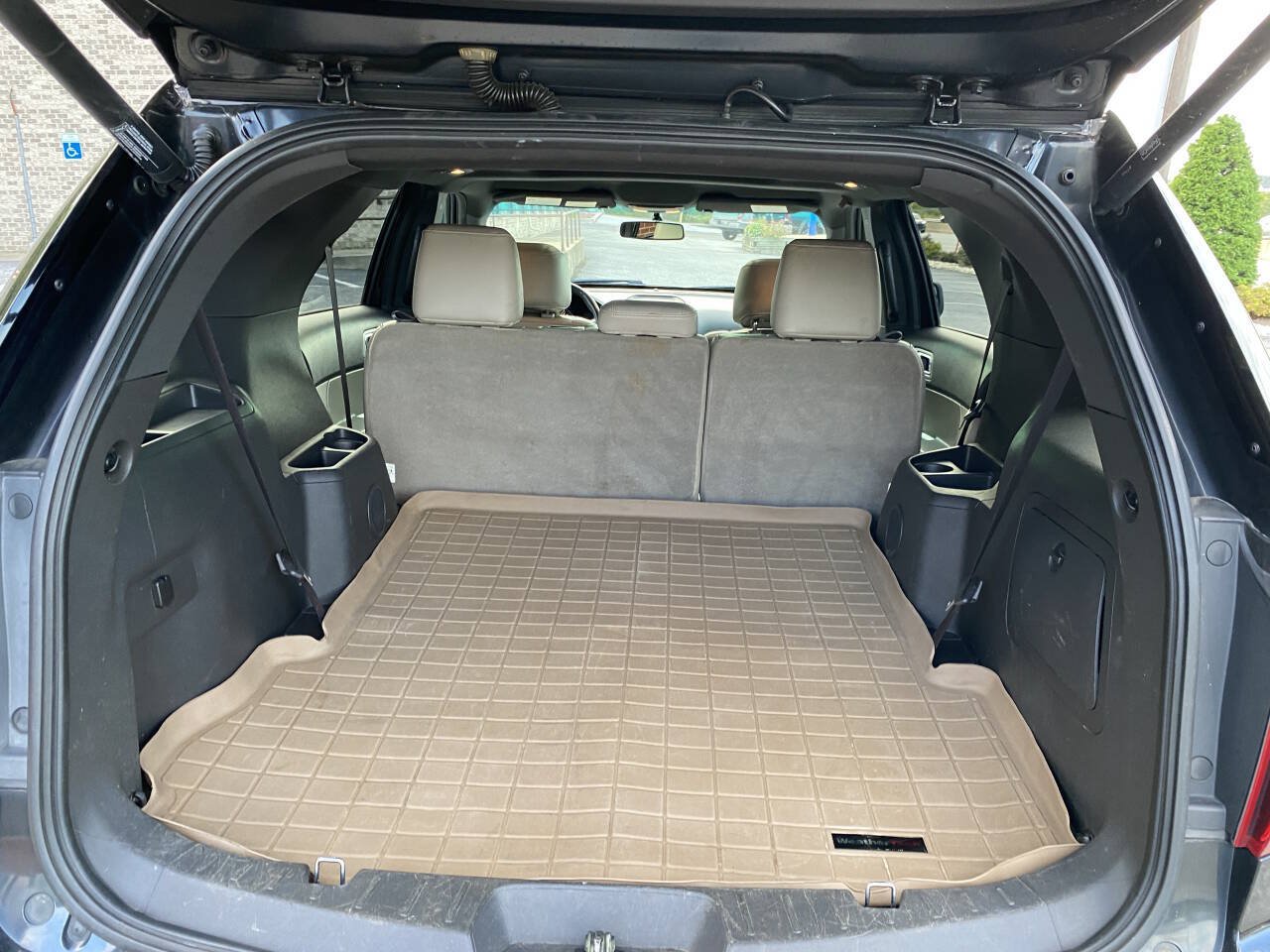 Used 2012 Ford Explorer XLT AWD/4WD image 24