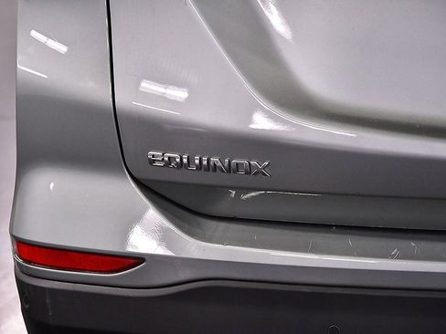 Used 2023 Chevrolet Equinox LT image 10