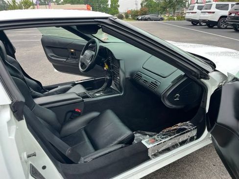 Used 1996 Chevrolet Corvette Coupe RWD image 13