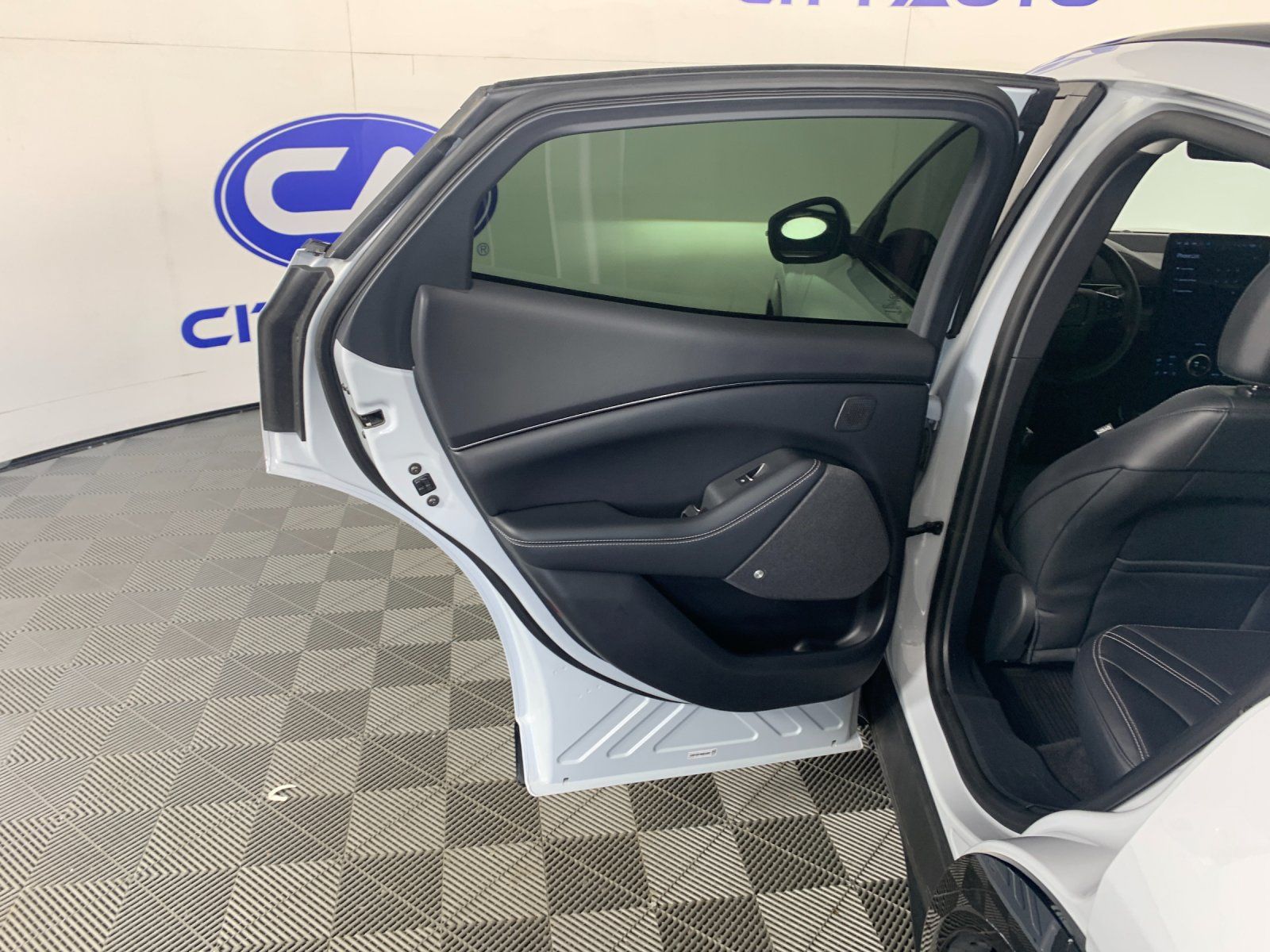 Used 2022 Ford Mustang Mach-E Premium RWD image 30