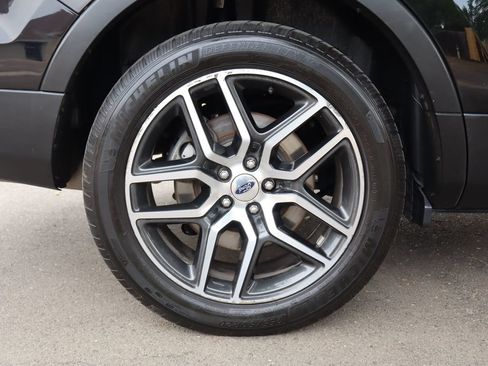 Used 2017 Ford Explorer Sport AWD/4WD image 45