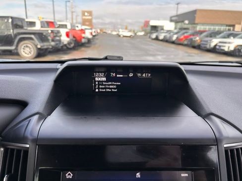 Used 2022 Subaru Forester Premium image 17