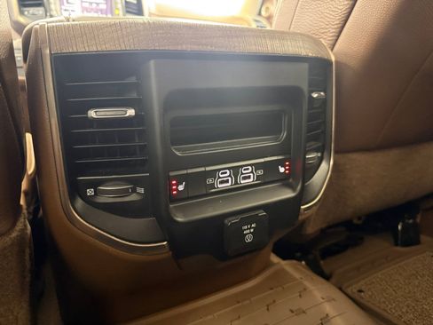 Used 2021 RAM 3500 Limited AWD/4WD image 24