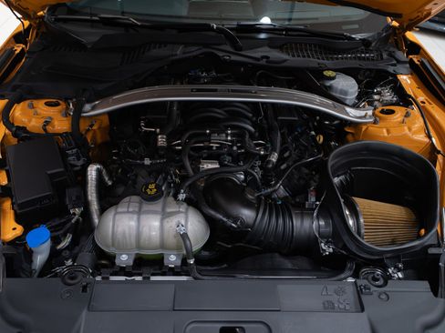 Used 2022 Ford Mustang Mach 1 w/ Mach 1 Handling Package RWD image 61