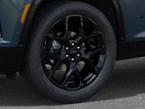 New 2026 Chevrolet Traverse RS w/ LPO, Floor Liner Package image 9