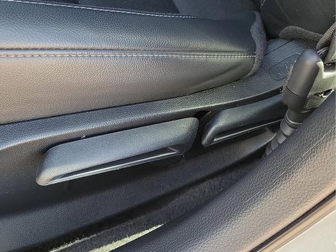 Used 2025 Honda Civic Sport image 13