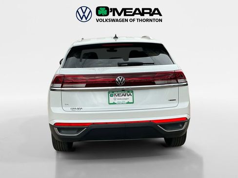 New 2026 Volkswagen Atlas Cross Sport SE AWD/4WD image 4