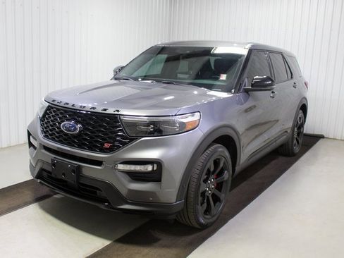 Used 2021 Ford Explorer ST w/ Equipment Group 401A image 3