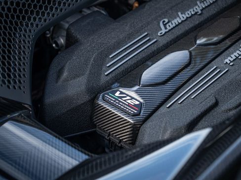 Used 2024 Lamborghini Revuelto AWD/4WD image 55