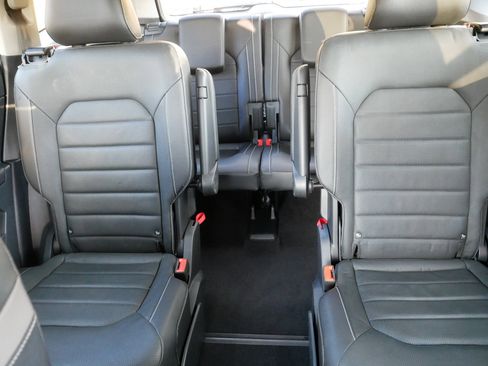 Used 2021 Volkswagen Atlas SEL Premium AWD/4WD image 13