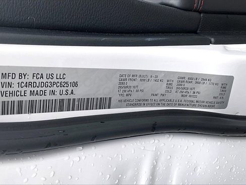 Used 2023 Dodge Durango GT image 36