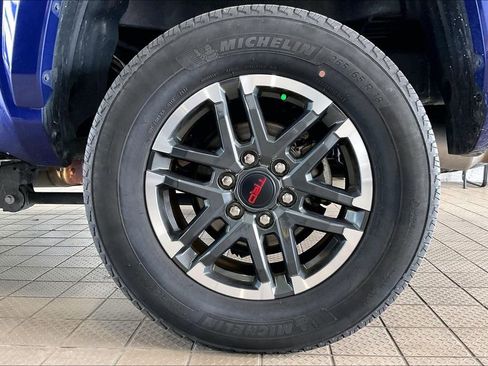 Used 2024 Toyota Tacoma TRD Sport RWD image 31