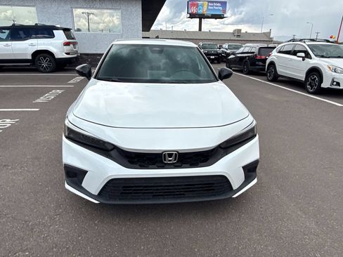 Used 2022 Honda Civic Sport image 2