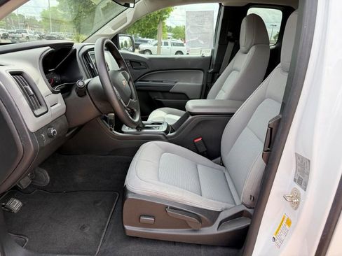 Used 2020 Chevrolet Colorado W/T w/ WT Convenience Package image 13