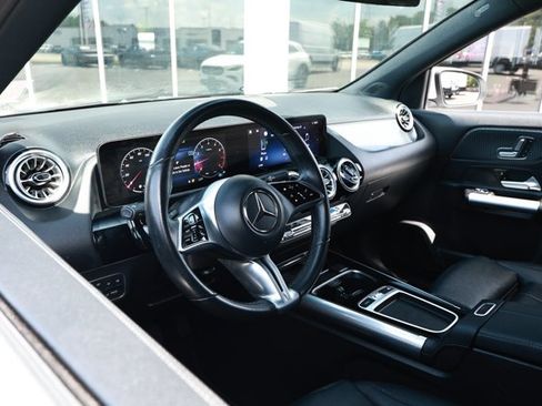 Used 2025 Mercedes-Benz GLA 250 image 24